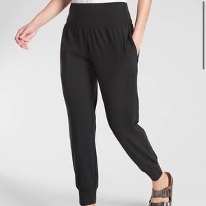 athleta Saluation Jogger